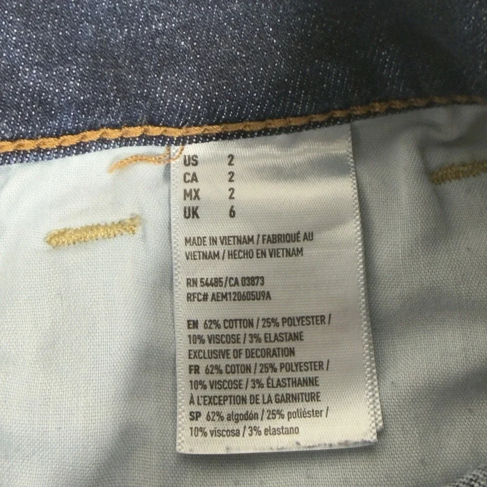 American‎ Eagle Next Level Stretch Midi Distressed Blue Jean Shorts Size 2 Dark